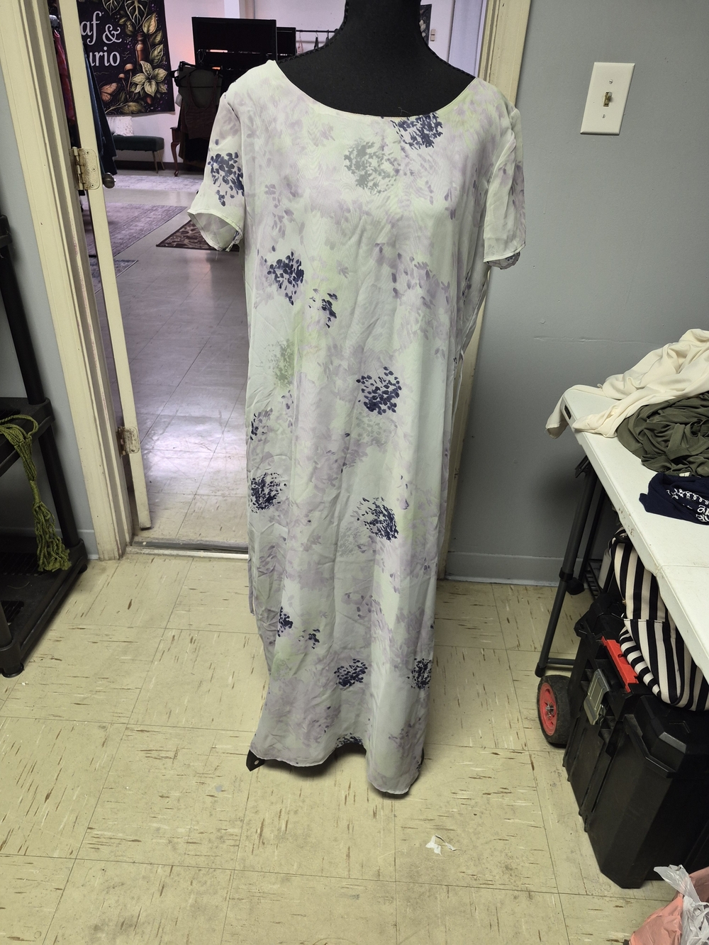 Lavender Floral Short-Sleeve Maxi Dress